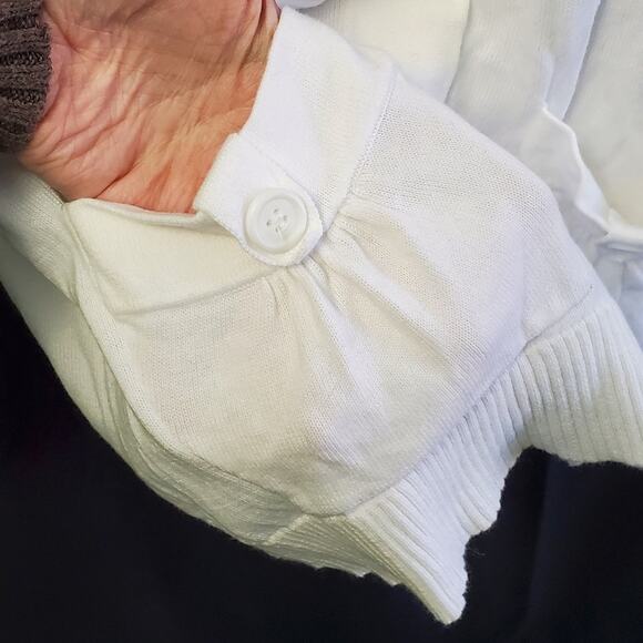 Tabitha by Anthropologie White Cotton Casual Short Sleeve Cardigan Size Small - Picture 3 of 8